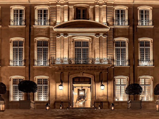 Hôtel de Caumont by Mademoiselle C
