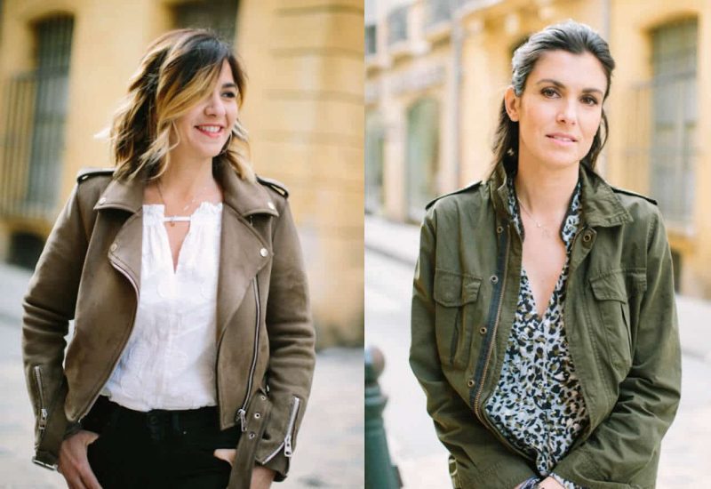 Des professionnelles du mariage souriantes, incarnant l'élégance et le savoir-faire de 'By Mademoiselle C', votre wedding planner de luxe en Provence, Côte d'Azur et Corse. Leur expertise en organisation de mariages sur mesure garantit des cérémonies grandioses dans des lieux exceptionnels, qu'il s'agisse de domaines privés ou de jardins romantiques. Elles créent des célébrations uniques, alliant sophistication et atmosphère romantique, pour des événements de