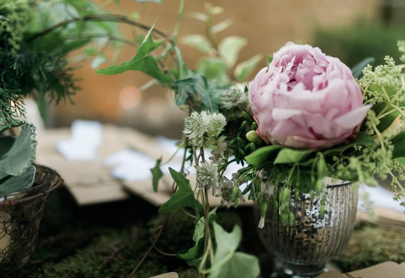 Elegant and romantic bouquet, featuring the beauty of flowers for a bespoke wedding ceremony. Perfect for a grand celebration on a private estate in Provence, the French Riviera or Corsica. This floral detail illustrates By Mademoiselle C's expertise in organizing luxury weddings and unique events, creating unforgettable memories in exceptional locations. A refined, sophisticated ambience, ideal for