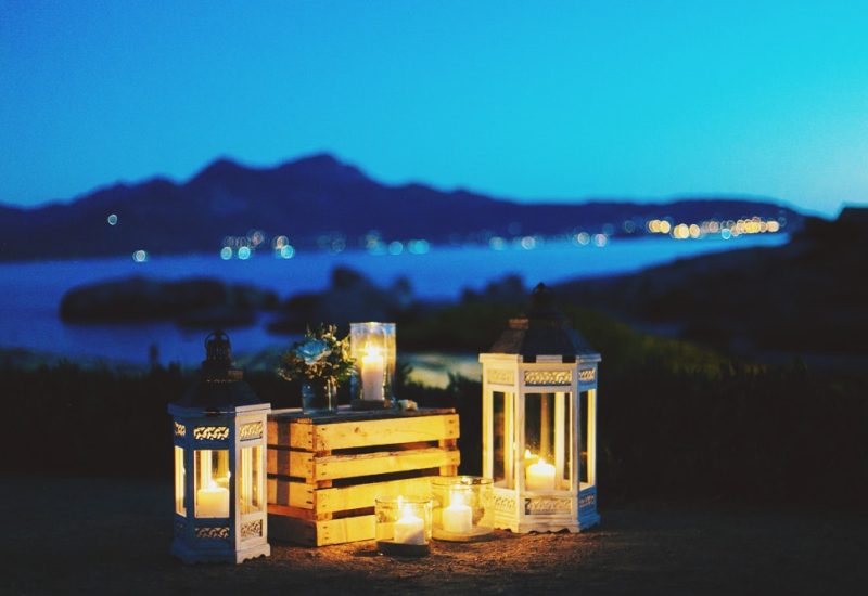 A romantic, elegant setting, perfect for a luxury wedding ceremony in Provence, the French Riviera and Corsica. Illuminated lanterns create a soft, intimate ambience, ideal for a bespoke event. This exceptional venue, surrounded by mountains and sea views, is perfect for a grand celebration or a dream wedding. By Mademoiselle C specializes in organizing unique, personalized weddings on private estates.