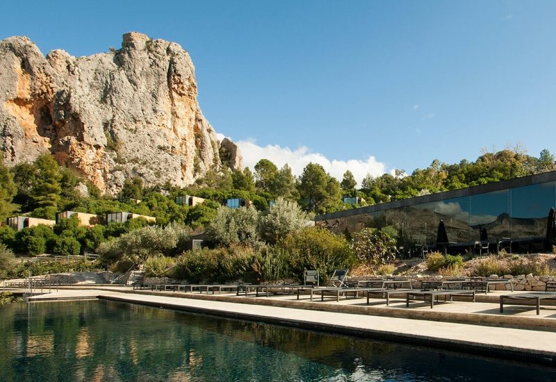 An idyllic setting for a luxury wedding, this magnificent private property in Provence offers a romantic and sophisticated environment. With breathtaking mountain views and lush gardens, this space is perfect for a grand celebration. By Mademoiselle C's bespoke planning guarantees an exceptional event, ideal for a dream ceremony in a private estate. Transform your wedding into a unique and memorable occasion.